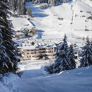 Schlosshof Ischgl